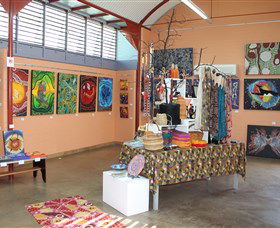 Dunghutti Ngaku Aboriginal Art Gallery - Winery Find 0