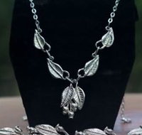 Australian Wildflower Jewellery Gallery - Winery Find