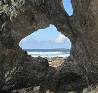 Glasshouse Rocks and Pillow Lava - Winery Find