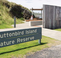 Muttonbird Island Outdoor learning space - Winery Find