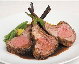 Tweed Heads Bowls Club - Winery Find 4