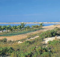 Exmouth Town Beach - Winery Find