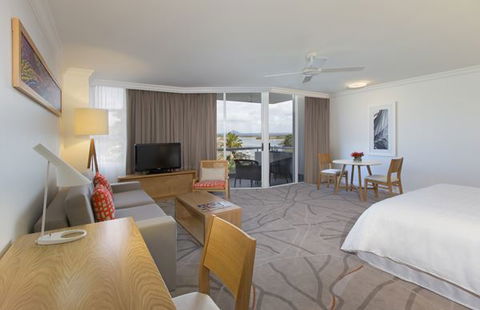 Sofitel Noosa Pacific Resort - Winery Find 8