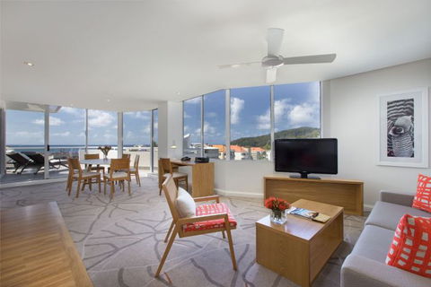 Sofitel Noosa Pacific Resort - Winery Find 11