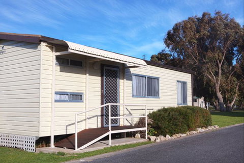 Discovery Parks - Robe - Winery Find 12