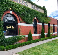 Farmers Arms Hotel  Art Suites Daylesford - Winery Find