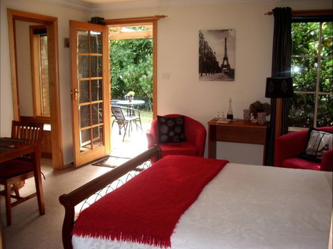 Green Gables B&B - Winery Find 6