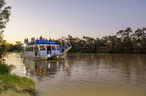 Outback Aussie Day Tours - Winery Find 0