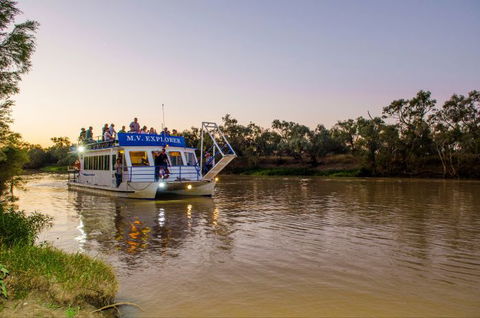 Outback Aussie Day Tours - Winery Find 8