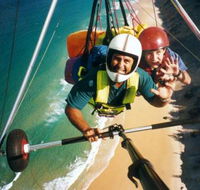 David CookmanSunshine Coast Hang Gliding - Winery Find