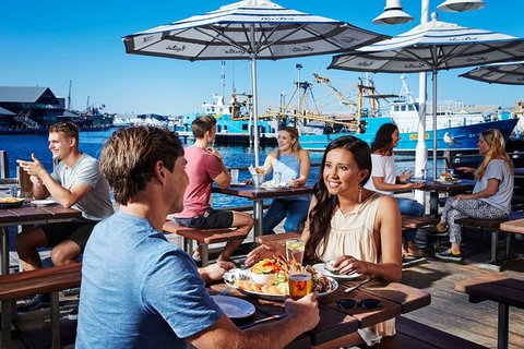 Full-Day Penguin Island & Fremantle Town - Winery Find 7