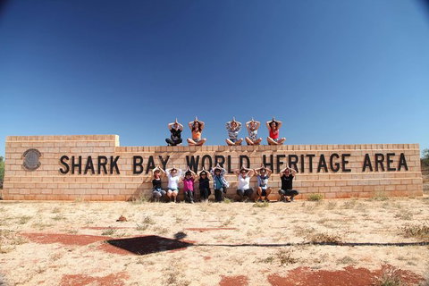 7-Day Exmouth Explorer Via Pinnacles Monkey Mia Ningaloo Reef Returning To Perth - Winery Find 14