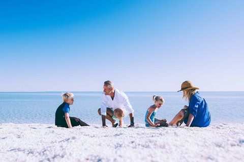 7-Day Exmouth Explorer Via Pinnacles Monkey Mia Ningaloo Reef Returning To Perth - Winery Find 6
