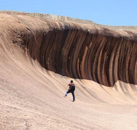 Wave Rock Half Day Air  Ground Tour - Winery Find
