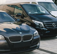 Perth Airport to Hotel Round-Trip Private Business Transfer - Winery Find