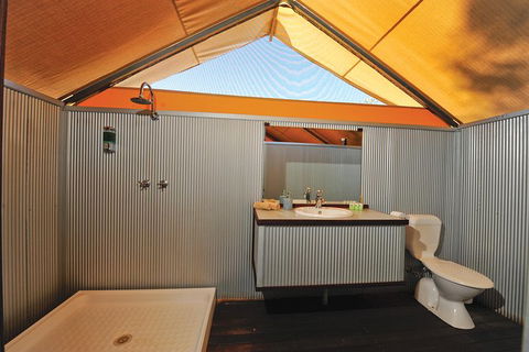 APT Kimberley Wilderness Adventures Purnululu (Bungle Bungle) 4WD Experience - Winery Find 9
