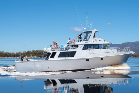 Derwent River Private Harbour Cruise On The \'Odalisque\' From Hobart - Winery Find 0