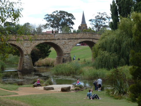 Richmond Historic Afternoon Tour From Hobart - Winery Find 4