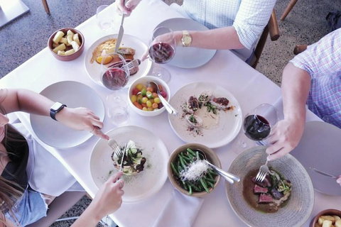 Adelaide Bar Boys Adelaide Hills Experience - Winery Find 0