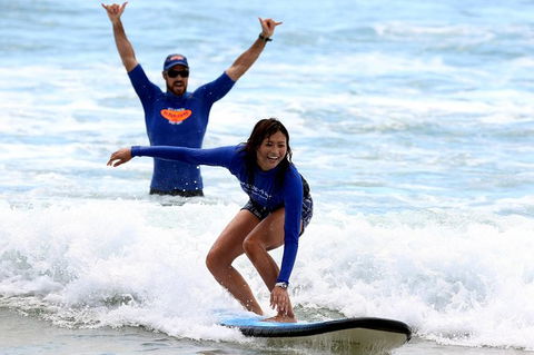 Learn To Surf At Surfers Paradise On The Gold Coast - Winery Find 5