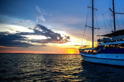 Darwin Sunset Dinner Cruise On Cape Adieu - Winery Find 3