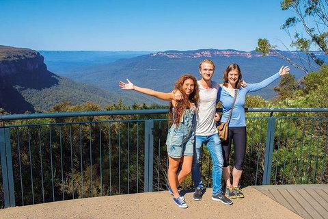 All-Inclusive Blue Mountains Day Trip With River Cruise - Winery Find 0