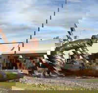 Gundagai's Architectural Heritage Walk - Winery Find