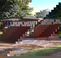 Victorian Truck Drivers Memorial - Winery Find