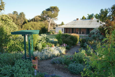 Riversdale Historic Homestead - Winery Find 0