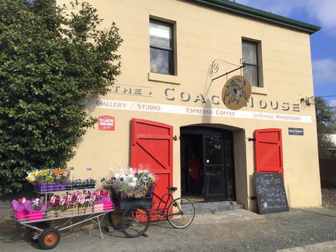 The Coach House Studio - Winery Find 0