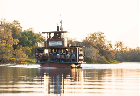 7 Day Outback Giants - Winery Find 1