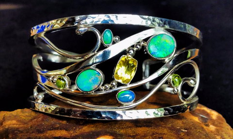 Australian Outback Opals - Winery Find 0