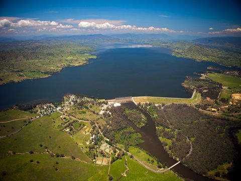 Lake Hume Loop - Winery Find 0