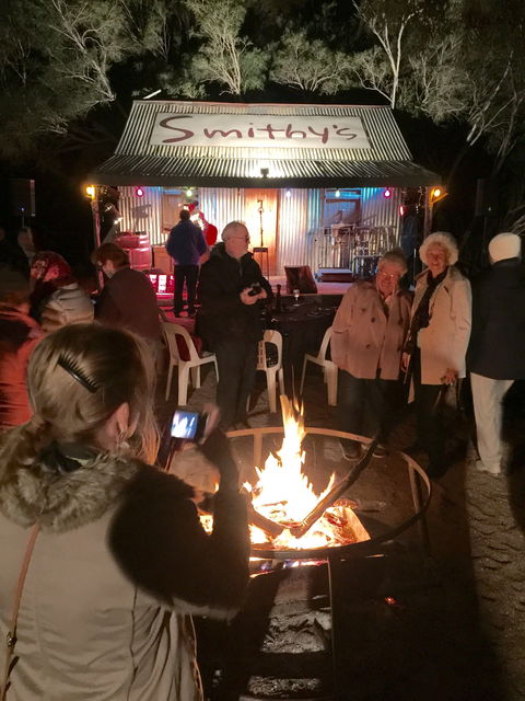 Smithy's Outback Dinner And Show - Winery Find 1