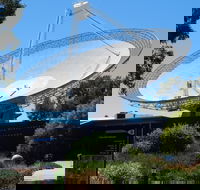 CSIRO Parkes Radio Telescope Visitor Centre - Winery Find