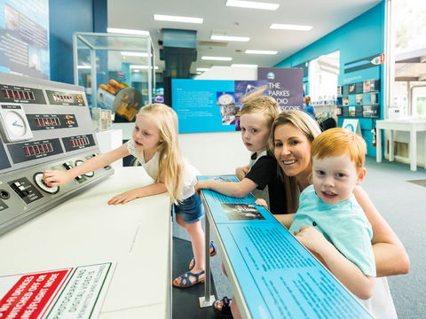 CSIRO Parkes Radio Telescope Visitor Centre - Winery Find 1