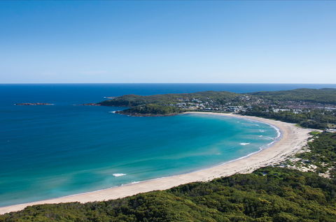 Fingal Bay Beach - Winery Find 0