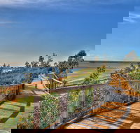 Frankston Foreshore and Pier Walk - Winery Find