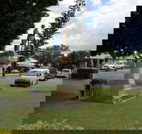 Miriam Vale War Memorial - Winery Find