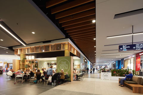 Stockland Green Hills Shopping Centre - Winery Find 1