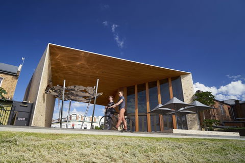 The Riverlink - Winery Find 0