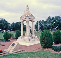 Weeping Mother Memorial - Winery Find