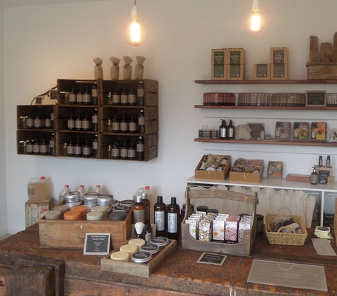 Dindi Naturals - Winery Find 0