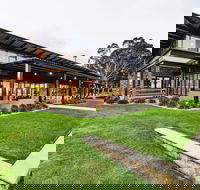 Lakeside Function Centre - Eight Willows Retreat - Winery Find