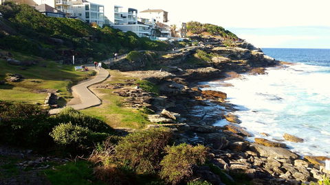 MacKenzies Beach - Winery Find 0