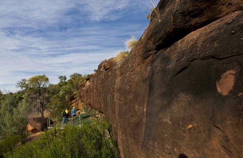 Mulgowan (Yappa) Aboriginal Art Site Walking Track - Winery Find 0