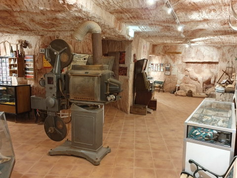 Old Timers Mine & Museum - Self Guided Tour - Winery Find 1