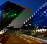 Tree of Knowledge Memorial - Winery Find