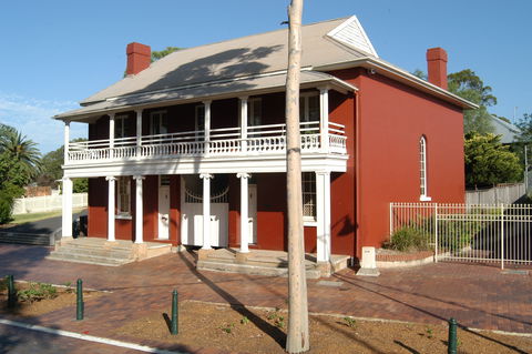 Campbelltown Heritage And Cultural Walk - Winery Find 1