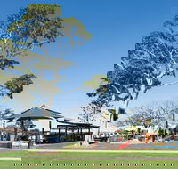 Eddie Santaguiliana Way - Winery Find
